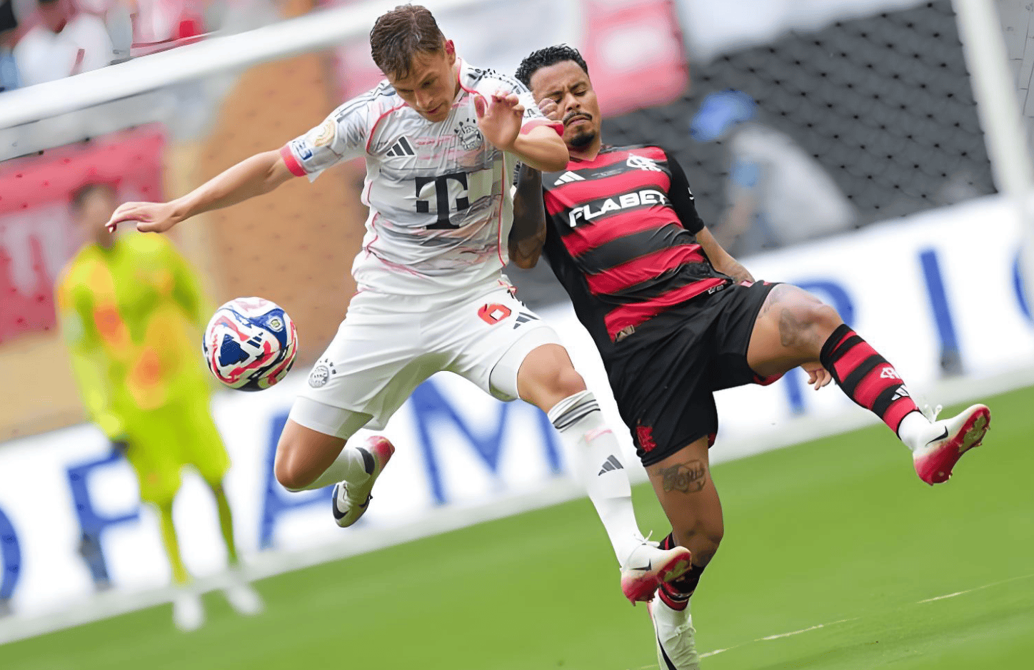 开云体育注册 -包含里程碑夜！拜仁慕尼黑再遭质疑，葡超赛前刷纪录，悬念犹存，赛程密集仍需轮换的词条