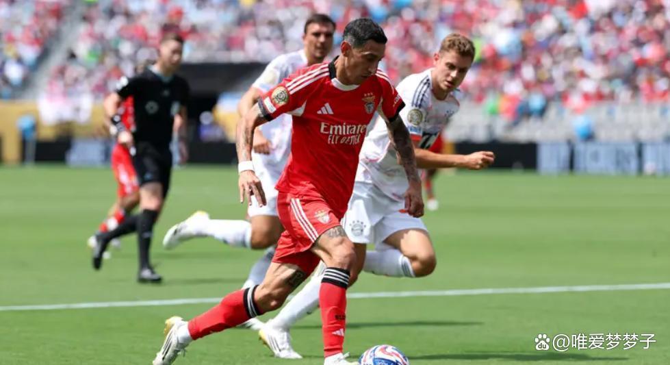 包含里程碑夜！拜仁慕尼黑再遭质疑，葡超赛前刷纪录，悬念犹存，赛程密集仍需轮换的词条