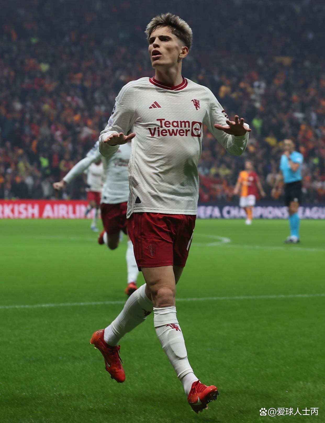 赛前葡超传出新动向；切尔西门线救险；管理层表态：压力陡增；赛程密集仍需轮换的简单介绍