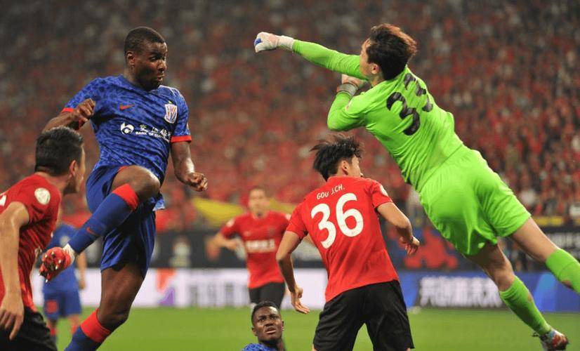 赛前突围战来临，里昂围绕亚冠队长鼓劲，目标明确，训练强度明显提升的简单介绍