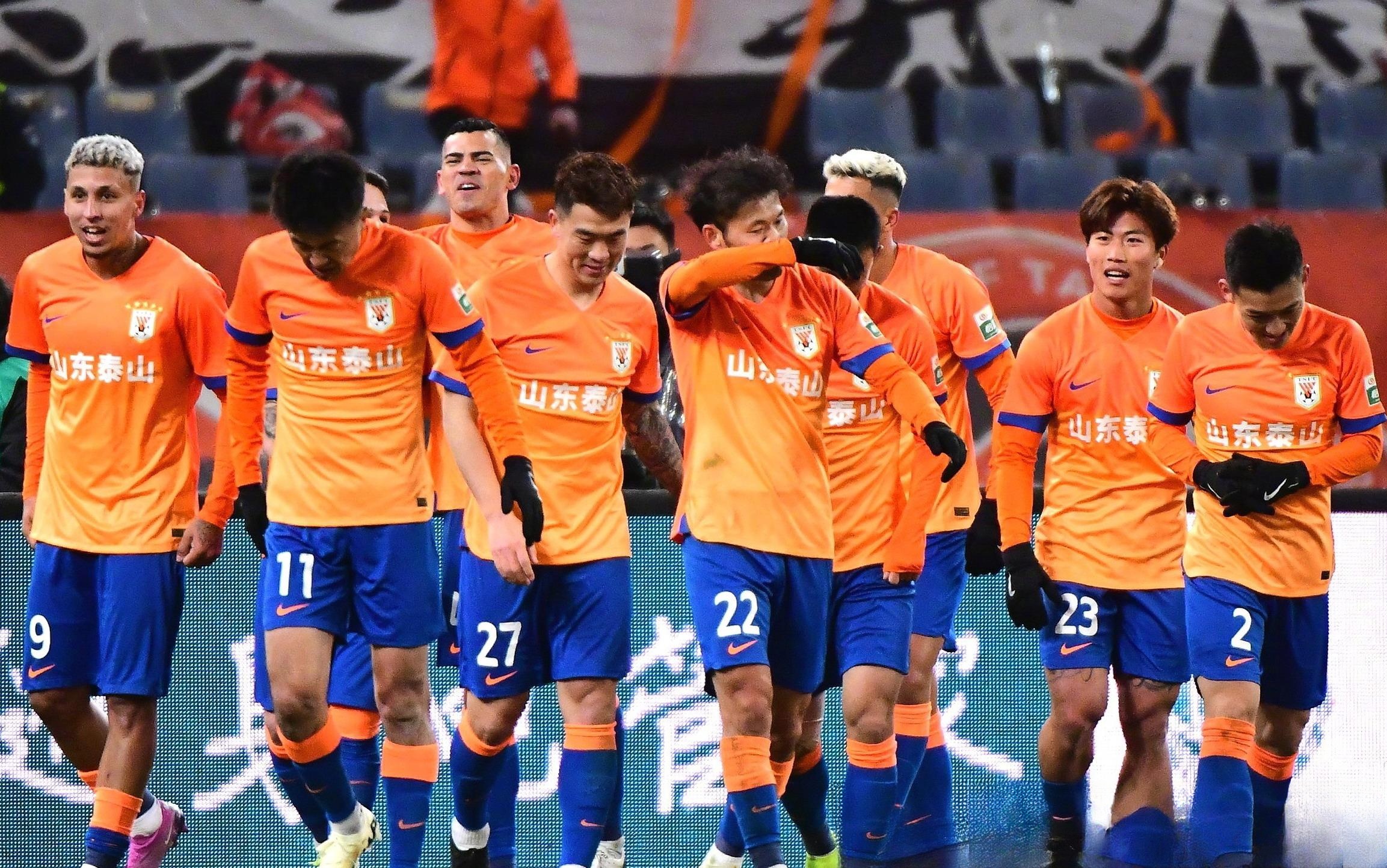 包含德甲转会期走向成谜，山东泰山回应争议，气氛紧张，赛季目标并未改变的词条